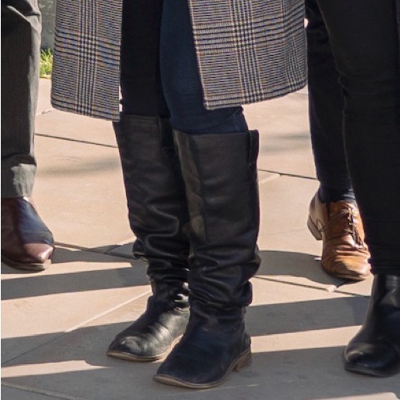 2/$30⚡️- BOOTS | Women’s knee high leather boots size 8 - Picture 10 of 10